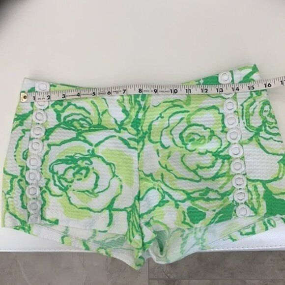 Lilly Pulitzer LIZA Heartbreaker Women Green & White Textured Floral Shorts Size - Picture 13 of 15